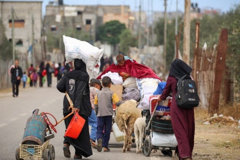 مصر تنفي نقل سكان غزة إلى سيناء