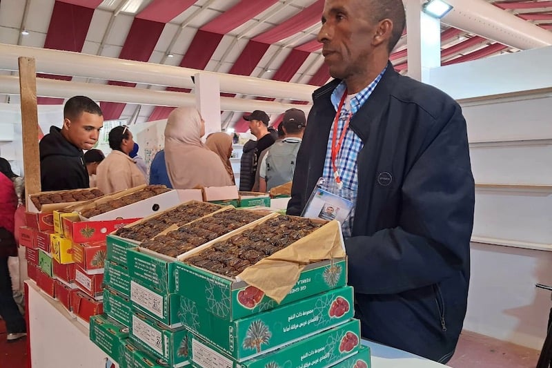 التمور تحصد الإقبال بمعرض الفلاحة