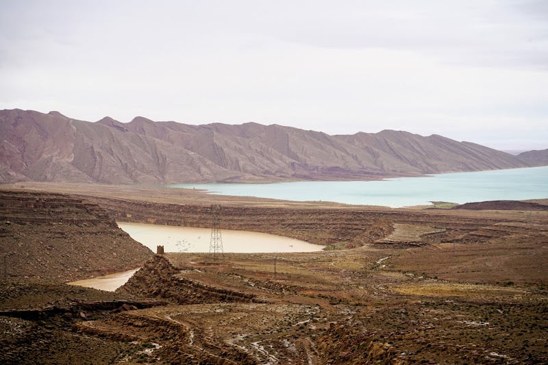 بركة يعترف بخسارة المغرب كمية ضخمة من المياه بسبب