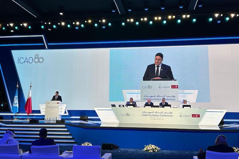 قيوح يستعرض تجربة المغرب في تطوير النقل الجوي خلال مؤتمر