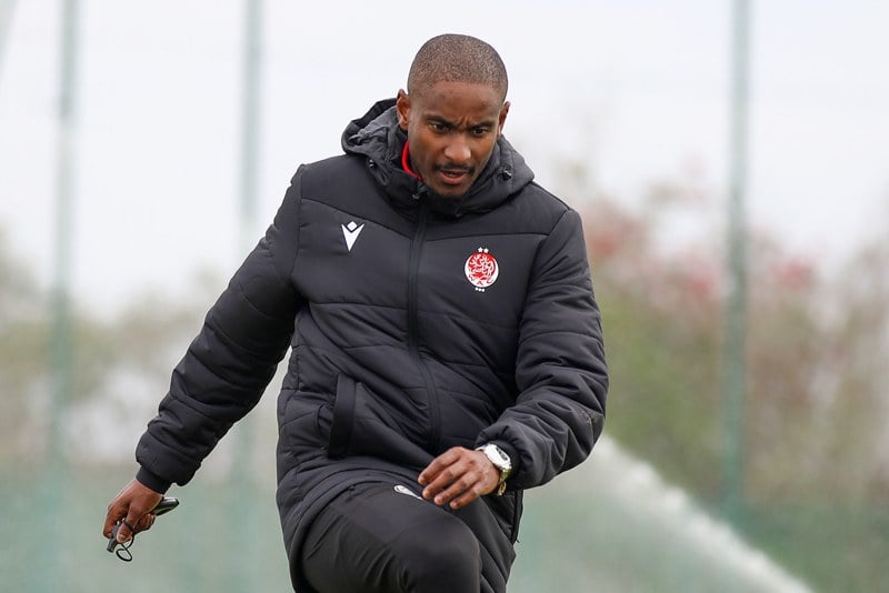 موكوينا: عقلية لاعبين دون المستوى