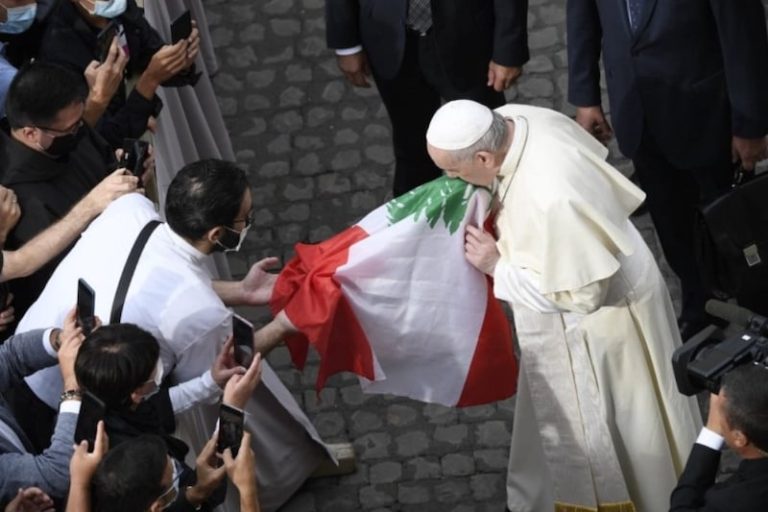 3 أيام حداد في لبنان على روح البابا