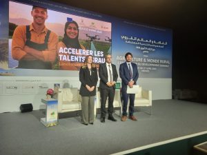 وكالة التنمية الفلاحية تطلق طلب إبداء اهتمام لتعبئة الجمعيات ودعم ريادة الأعمال الخضراء بالعالم القروي وكالة التنمية الفلاحية تطلق طلب إبداء اهتمام لتعبئة الجمعيات ودعم ريادة الأعمال الخضراء بالعالم القروي