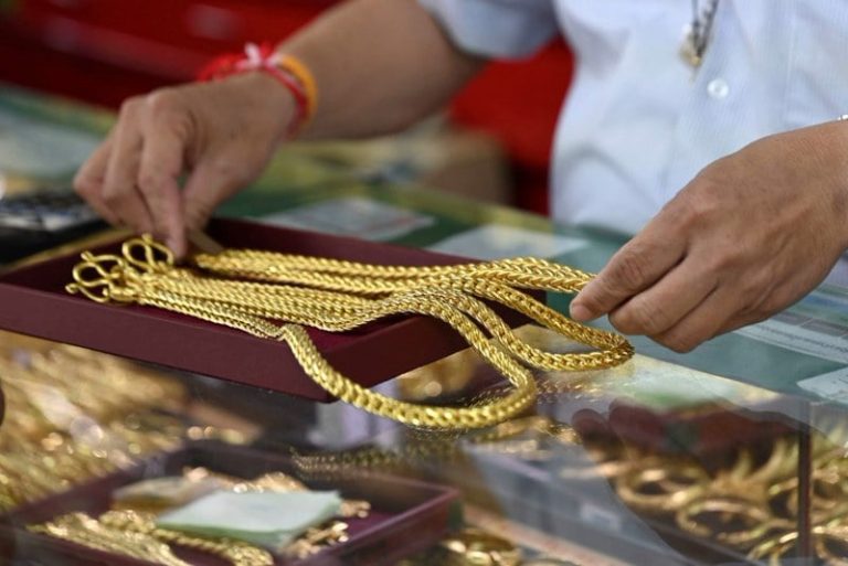 الارتفاع العالمي لسعر الذهب ينعكس على محلات المجوهرات في المغرب