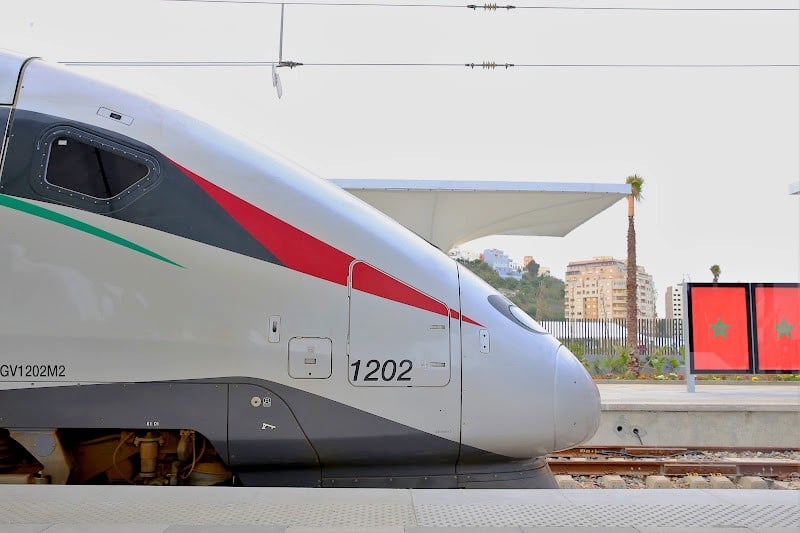 الخط السككي فائق السرعة