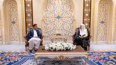 العيسى يستقبل رئيس برلمان باكستان