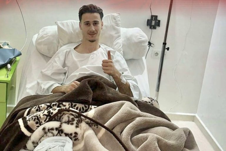 الهواري لاعب "الماط" يجري جراحة