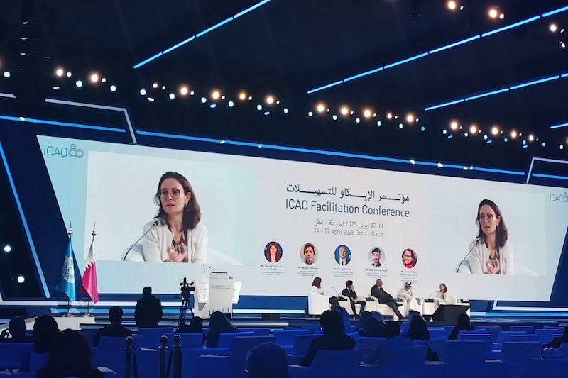 خبراء يدعمون النقل الجوي للاجئين