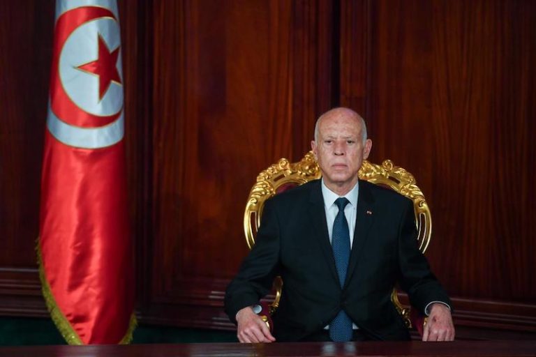 رئيس تونس يندد بانتقادات خارجية