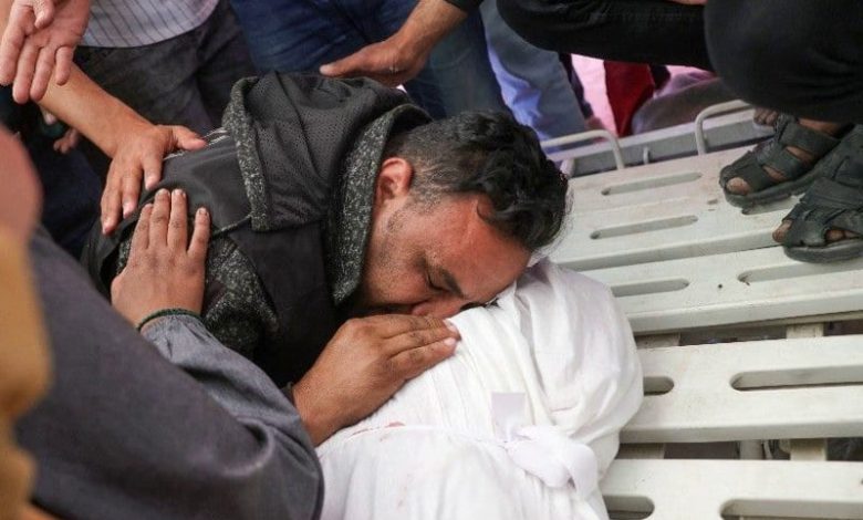 صحة غزة: 44 شهيدا خلال 24 ساعة صحة غزة: 44 شهيدا خلال 24 ساعة