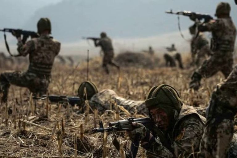 كوريا الشمالية تنشر قوات في روسيا