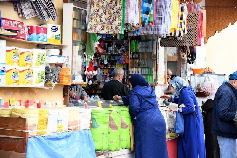 بقالة صغرى وأعباء كبرى .. ورش الحماية الاجتماعية في اختبار للثقة