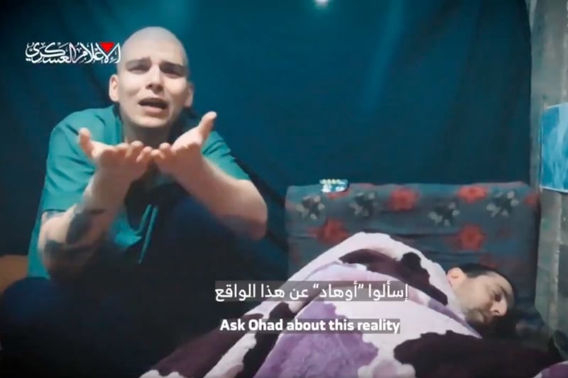 حماس تنشر فيديو لرهينتين إسرائيليين