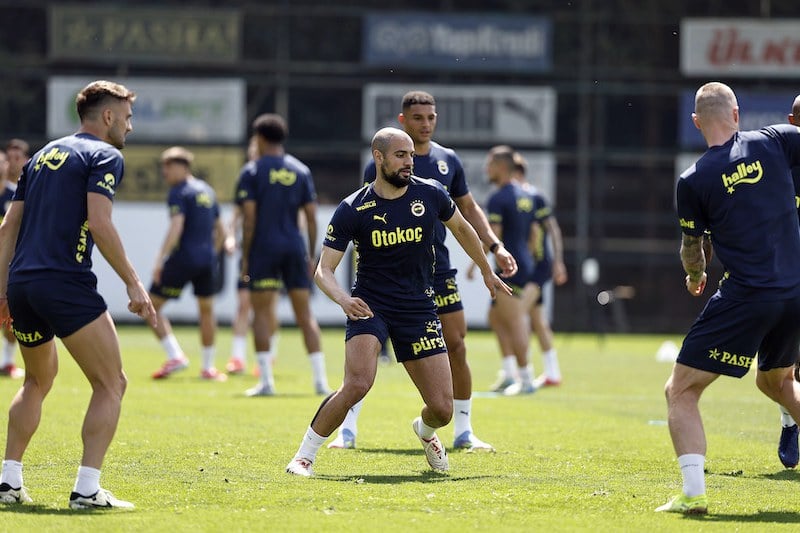 فنربخشة يريد بيع أمرابط والنصيري