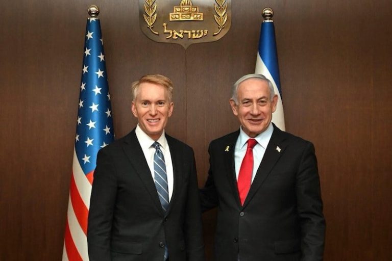 إسرائيل تقبل مقترح وقف إطلاق النار