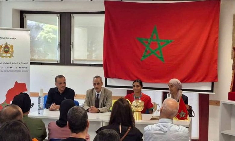احتفالية باللاعبة الدمراوي في ديجون احتفالية باللاعبة الدمراوي في ديجون