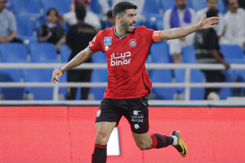 البركاوي يتألق رغم خسارة "الرائد"