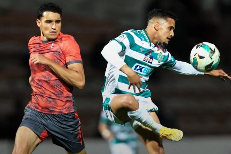 التعادل ينصف مباراة تواركة والرجاء