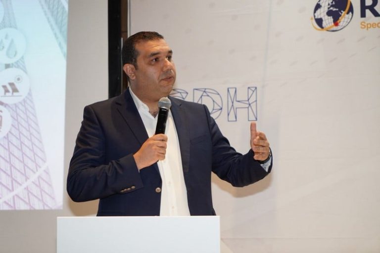 الصومعي يعرف بريادة بنيات المغرب