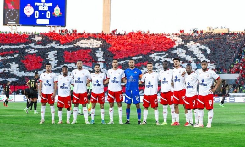 الـ"فيفا" يثني على صحوة الوداد الـ"فيفا" يثني على صحوة الوداد