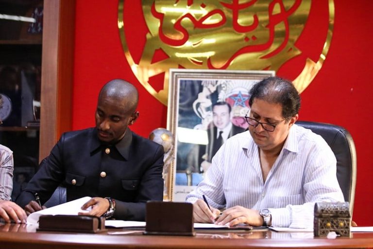 الوداد يفسخ عقد موكوينا بالتراضي
