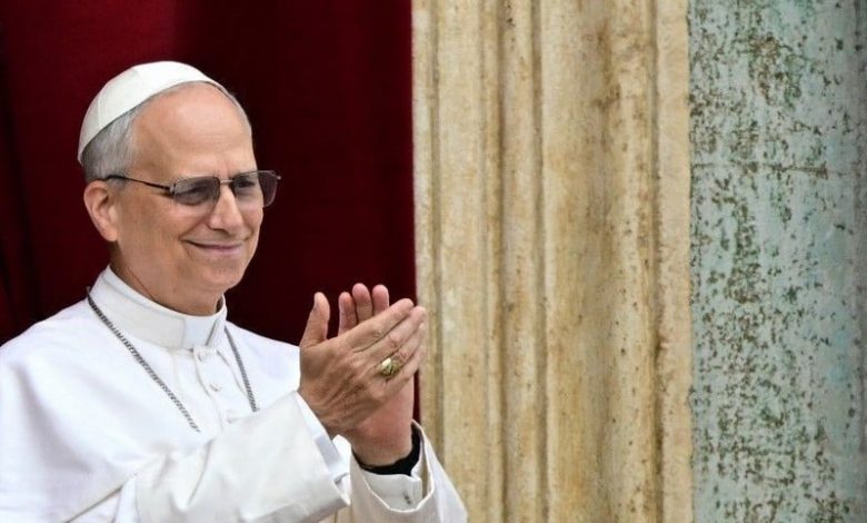 بابا الفاتيكان يدعم السلام في أوكرانيا بابا الفاتيكان يدعم السلام في أوكرانيا