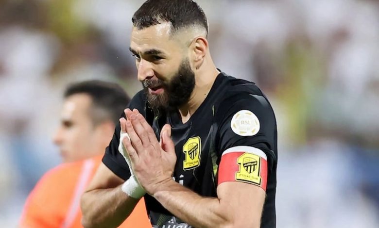 بنزيمة أفضل لاعبي الدوري السعودي بنزيمة أفضل لاعبي الدوري السعودي