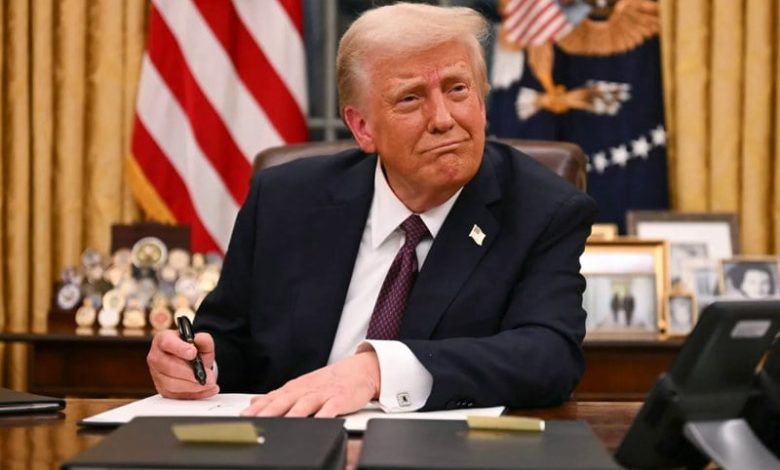ترامب يجهل الالتزام باحترام الدستور ترامب يجهل الالتزام باحترام الدستور
