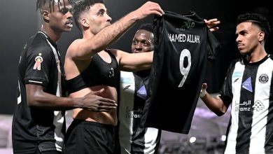 حمد الله يسجل هدفين قبل تلقي الطرد