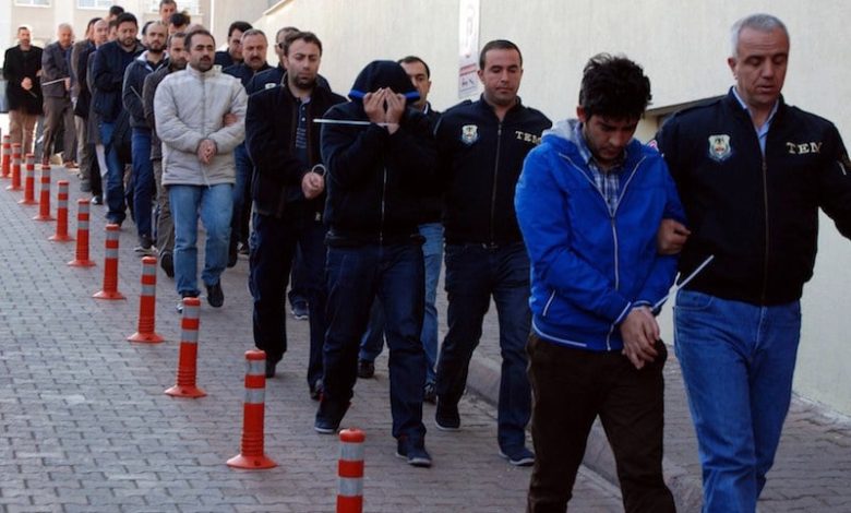 حملات جديدة ضد أتباع غولن بتركيا حملات جديدة ضد أتباع غولن بتركيا