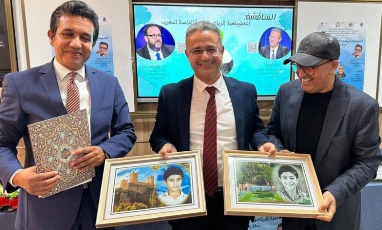 خبراء يناقشون "الدبلوماسية الرياضية" خبراء يناقشون "الدبلوماسية الرياضية"