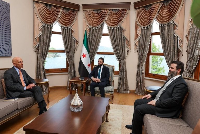 سوريا تلتزم بالبحث عن أمريكيين