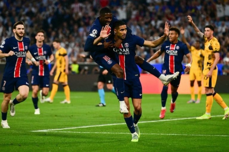 في ليلة تألق حكيمي.. باريس سان جرمان يلقي القبض على كأس "ذات الأذنين"