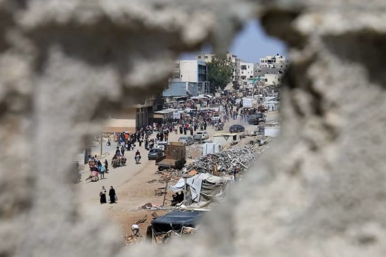 "لجنة مشتركة" تؤجل زيارة رام الله