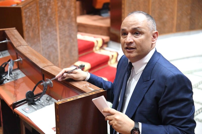 مزور يعترف بفشل محاولات تنظيم التجارة المتجولة في المدن المغربية