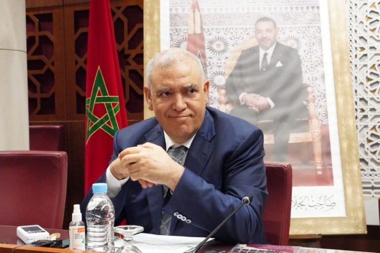 وزارة الداخلية تلاحق مستفيدين من