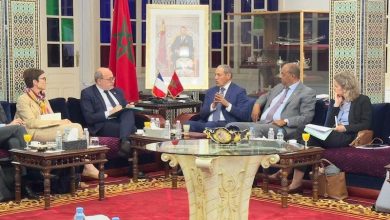 وعود استثمارية ضخمة تتوج مباحثات وكالة التنمية الفرنسية بالأقاليم الجنوبية