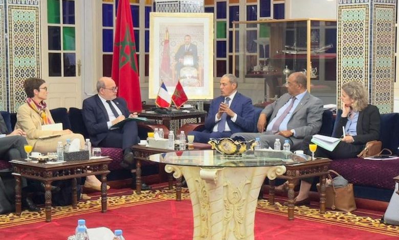 وعود استثمارية ضخمة تتوج مباحثات وكالة التنمية الفرنسية بالأقاليم الجنوبية وعود استثمارية ضخمة تتوج مباحثات وكالة التنمية الفرنسية بالأقاليم الجنوبية