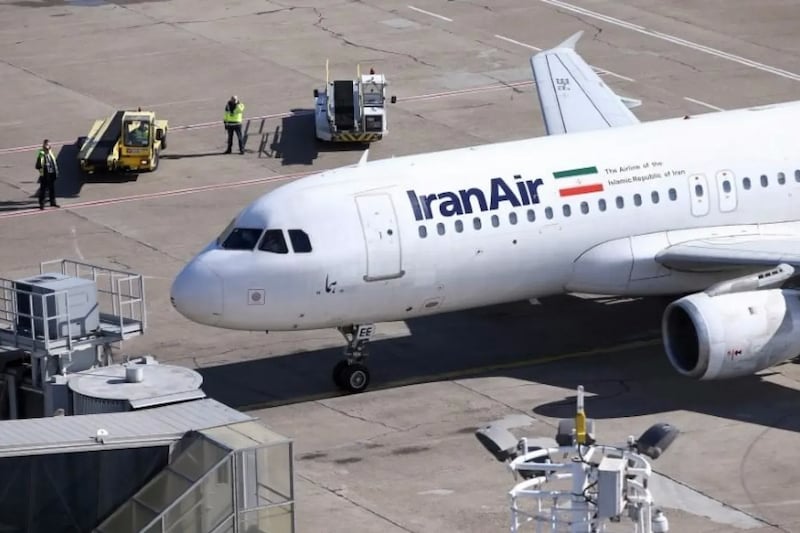 أجواء إيران تفتح أمام الرحلات الدولية