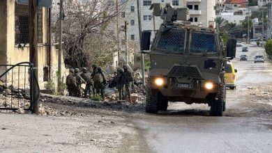 إسرائيل تغلق مناطق بالضفة الغربية