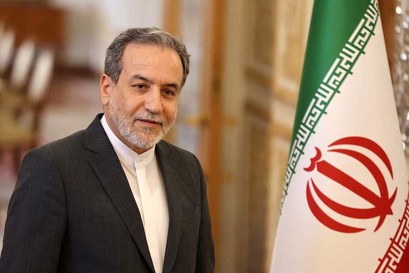 إيران تؤكد الاستعداد لوقف الهجمات