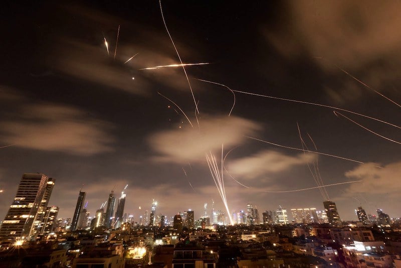 انفجارات ضخمة بالقدس وتل أبيب