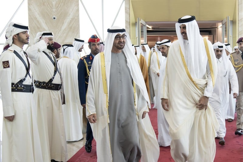 تميم يجري اتصالا مع السعودية والإمارات