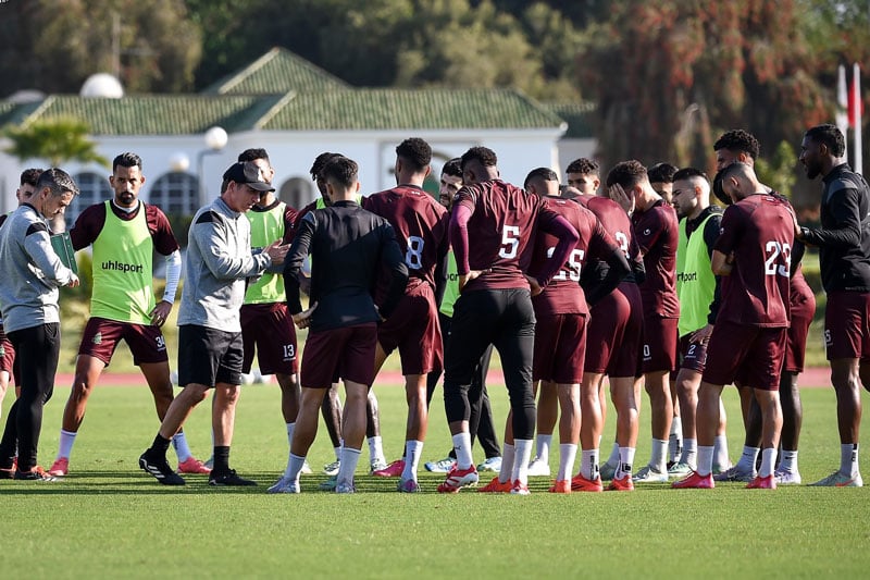 غيابات تحيط بمباراة الجيش وبركان