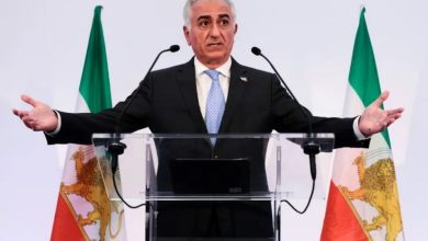 ولي العهد السابق بإيران يحذر الدول الغربية من "إنقاذ النظام" في طهران