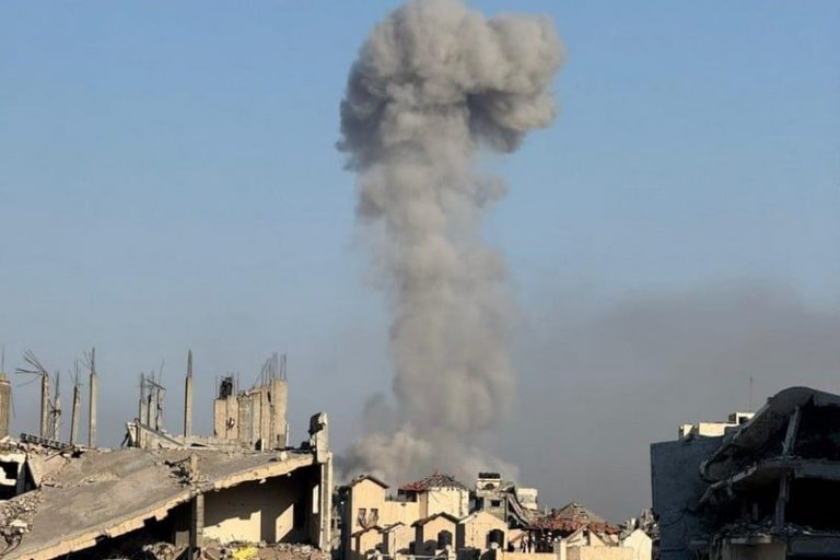 14 قتيلا في غزة بغارات إسرائيلية