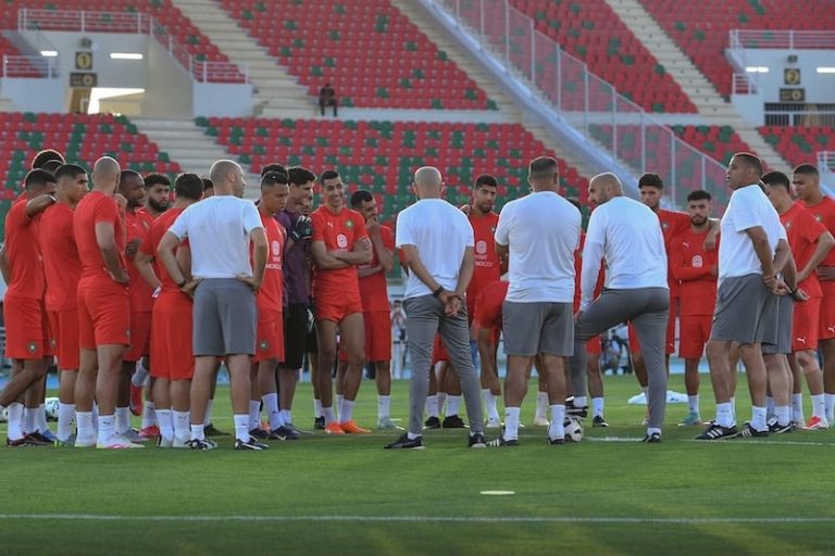 "الأسود" يُجرون حصة تدريبية مفتوحة