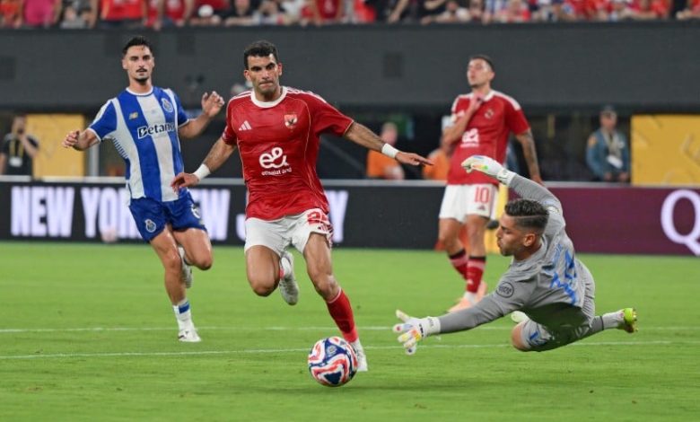 الأهلي يتعادل ويغادر مونديال الأندية الأهلي يتعادل ويغادر مونديال الأندية