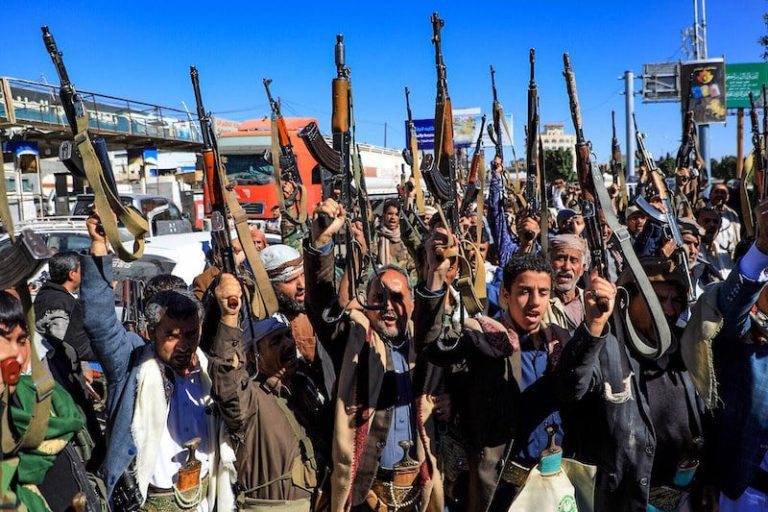 الحوثيون: ضربات أميركا "إعلان حرب"