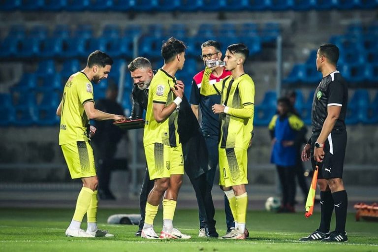 "الماص" يقرر الانفصال عن المدرب